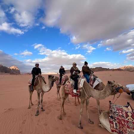 Star Of Wadi Rum Bagian luar foto