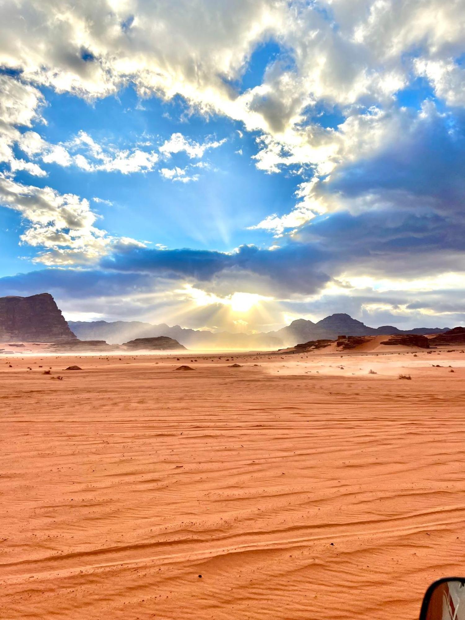 Star Of Wadi Rum Bagian luar foto
