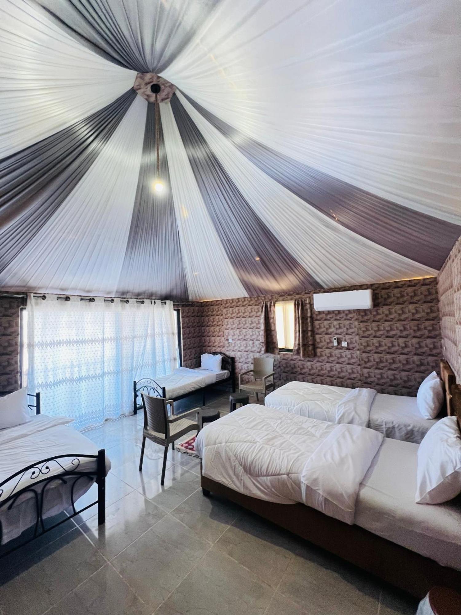 Star Of Wadi Rum Bagian luar foto